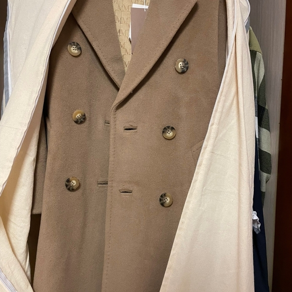maxmara coat - Picture 4 of 4
